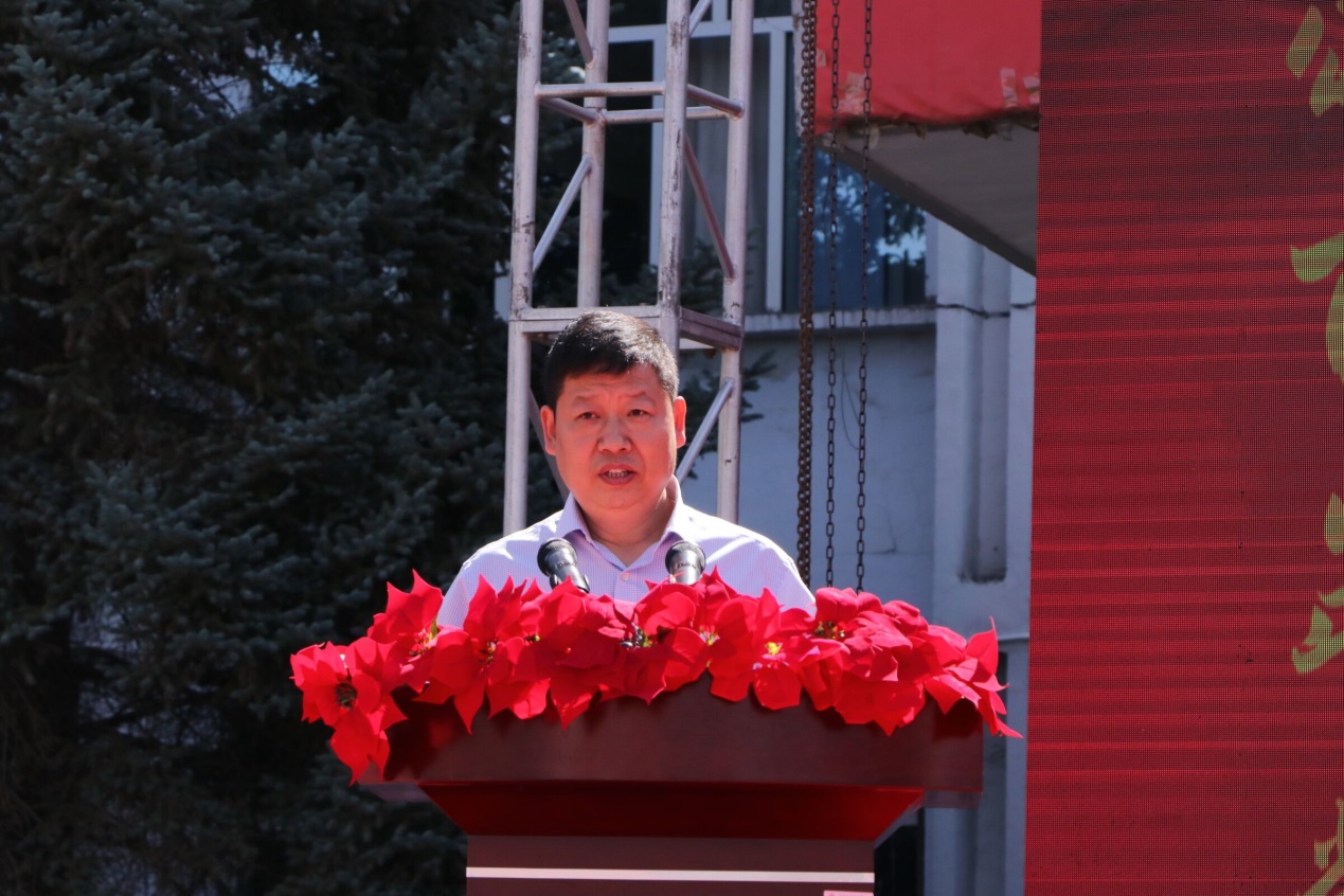 说明: C:\Users\ywl\Desktop\杜鹏东教授致辞.jpg